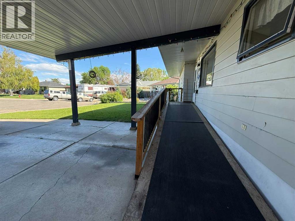 1722 21 Street S, Lethbridge, Alberta  T1K 2H7 - Photo 25 - A2318525