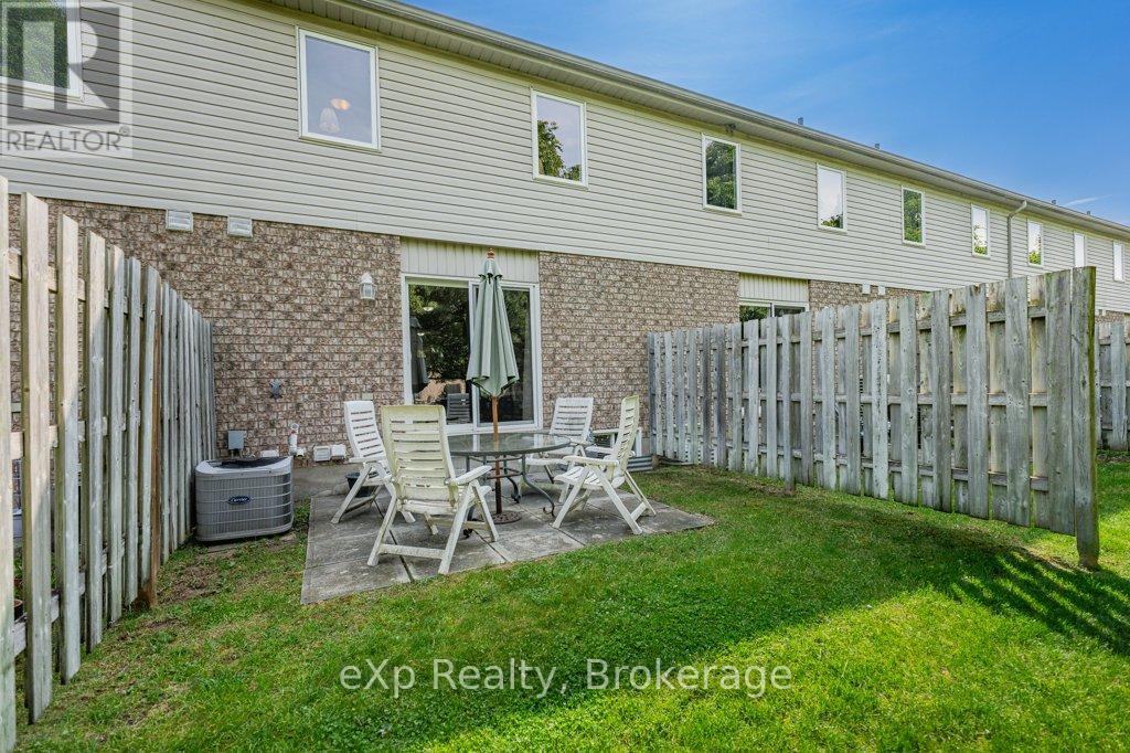 44 - 35 Roehampton Crescent, Guelph, Ontario  N1L 1M8 - Photo 35 - X13428952