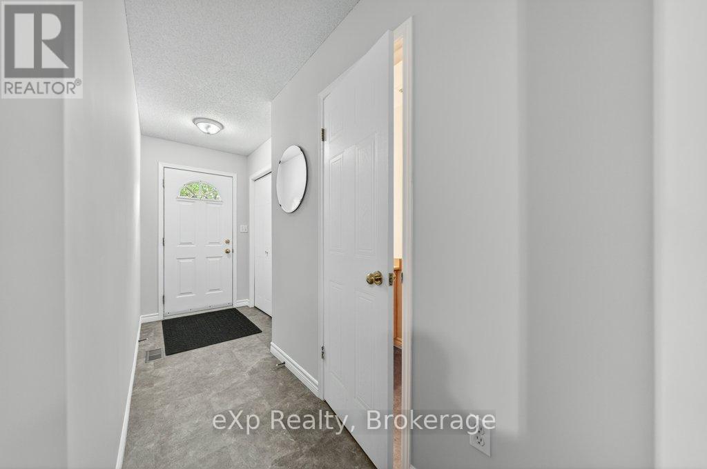 44 - 35 Roehampton Crescent, Guelph, Ontario  N1L 1M8 - Photo 5 - X13428952