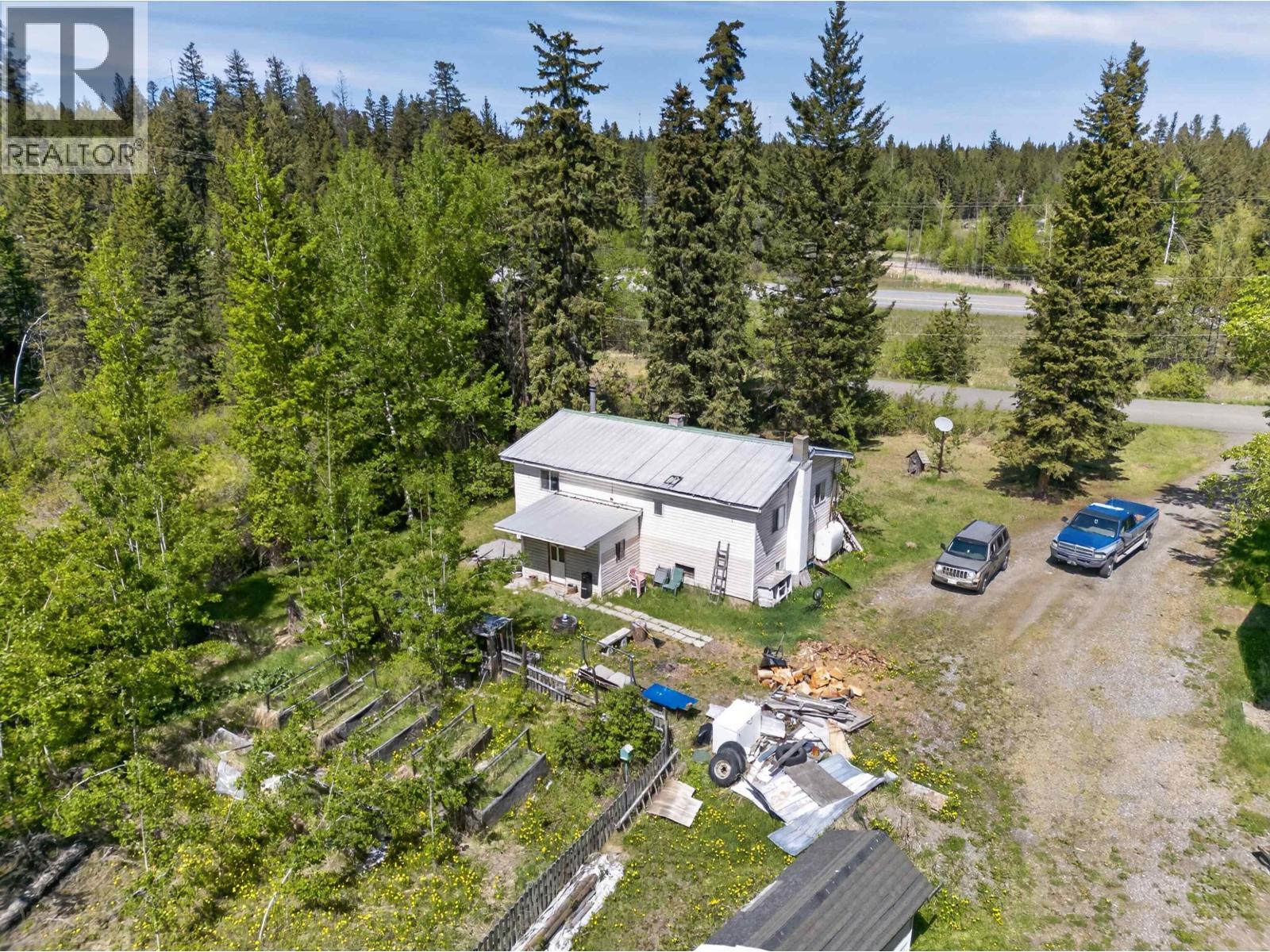 6693 Hyra Road, 100 Mile House, British Columbia  V0K 2E2 - Photo 37 - R3134811