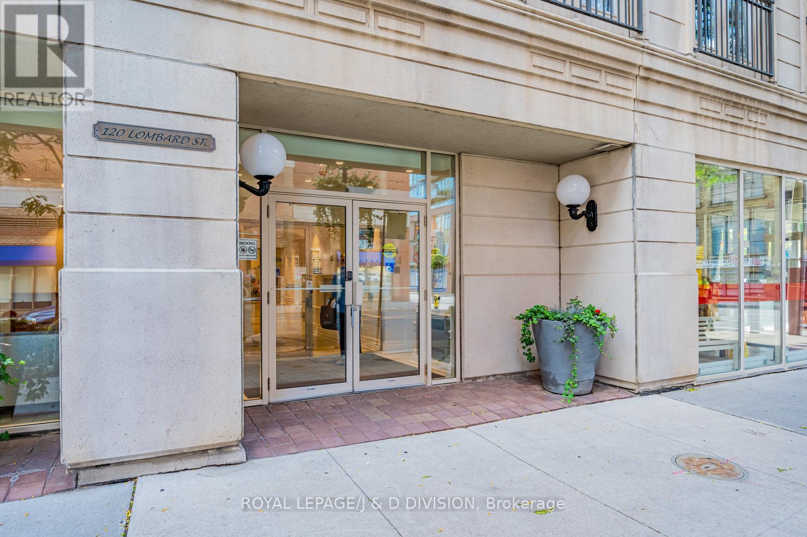 803 - 120 Lombard Street, Toronto, Ontario M5C 3H5 - Photo 2 - C13428962