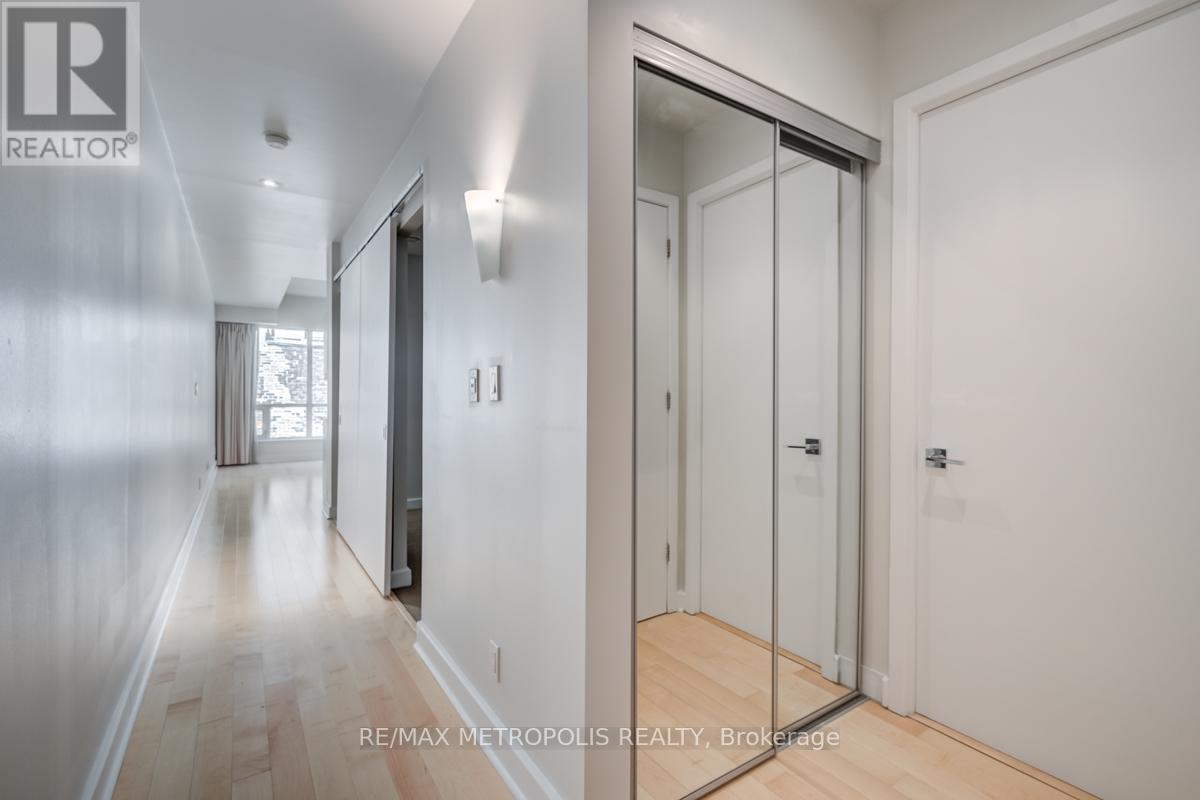 214 - 350 Wellington Street W, Toronto, Ontario  M5V 3W9 - Photo 3 - C13428964