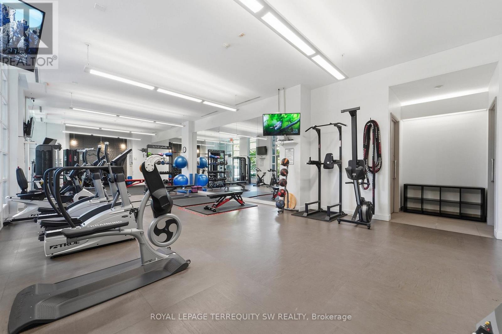 324 - 380 Macpherson Avenue, Toronto, Ontario  M4V 3E3 - Photo 19 - C13429026