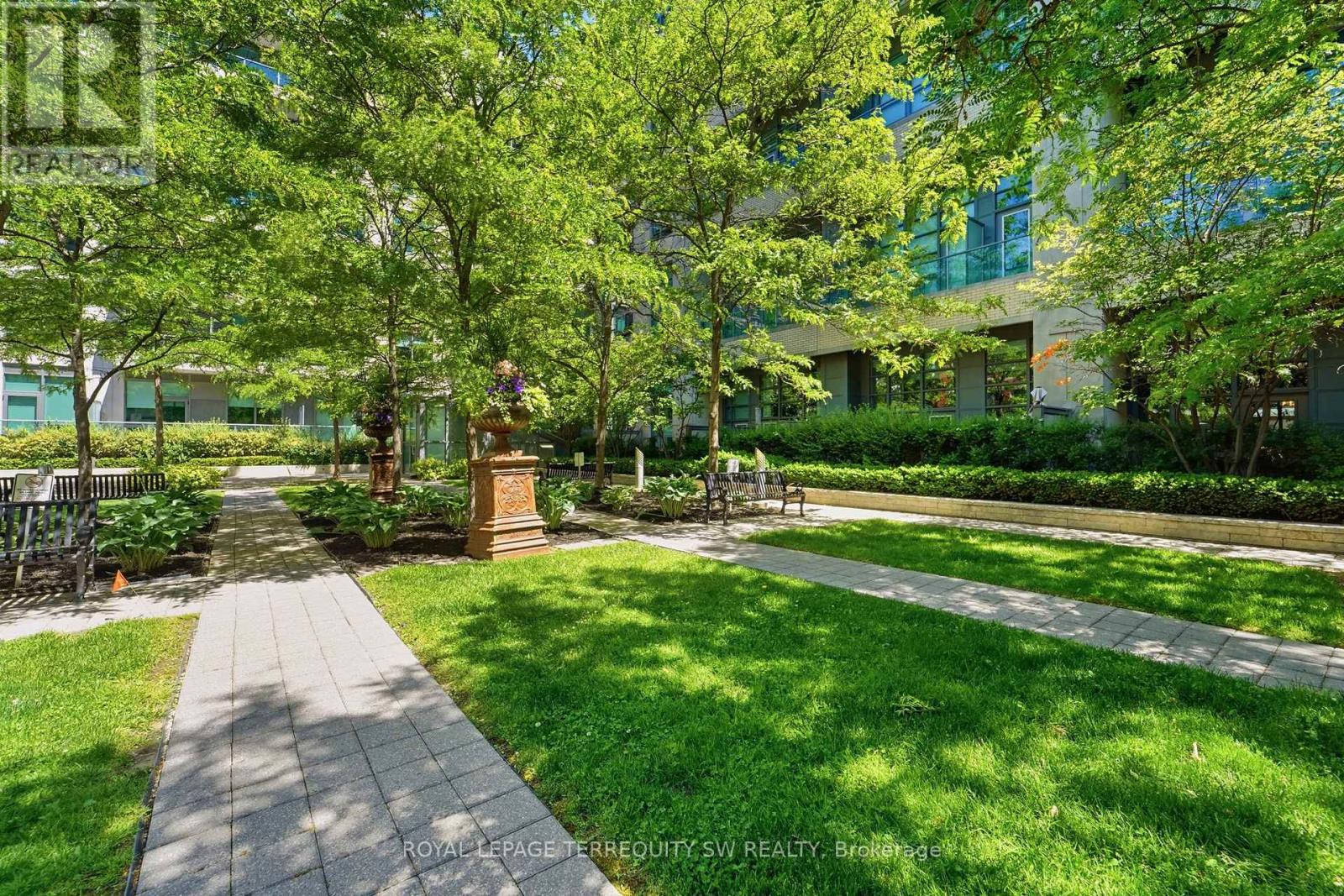 324 - 380 Macpherson Avenue, Toronto, Ontario  M4V 3E3 - Photo 20 - C13429026