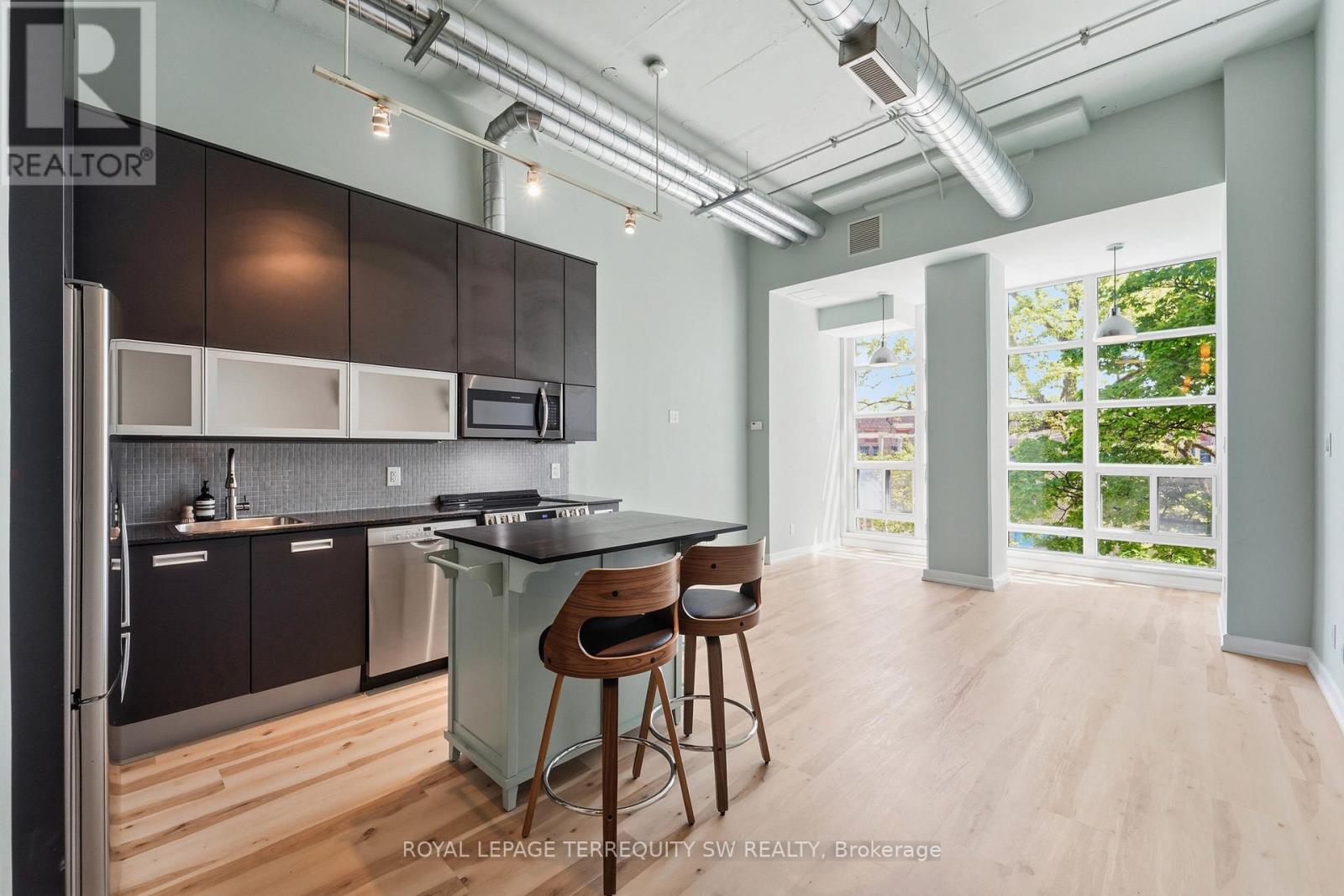 324 - 380 Macpherson Avenue, Toronto, Ontario  M4V 3E3 - Photo 5 - C13429026