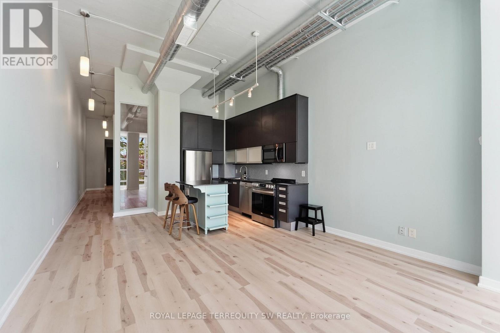 324 - 380 Macpherson Avenue, Toronto, Ontario  M4V 3E3 - Photo 7 - C13429026