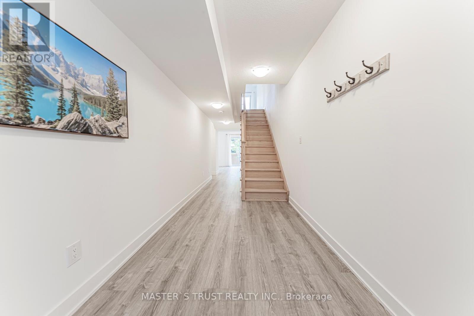 110 Covington Crescent, Whitchurch-Stouffville, Ontario  L4A 4W8 - Photo 3 - N13428956