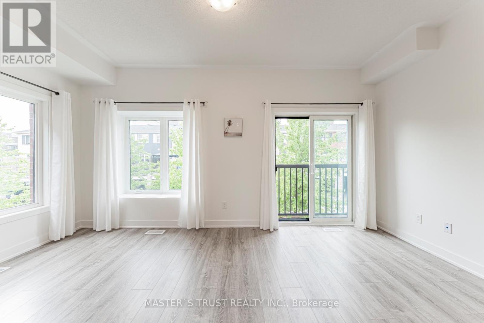 110 Covington Crescent, Whitchurch-Stouffville, Ontario  L4A 4W8 - Photo 6 - N13428956
