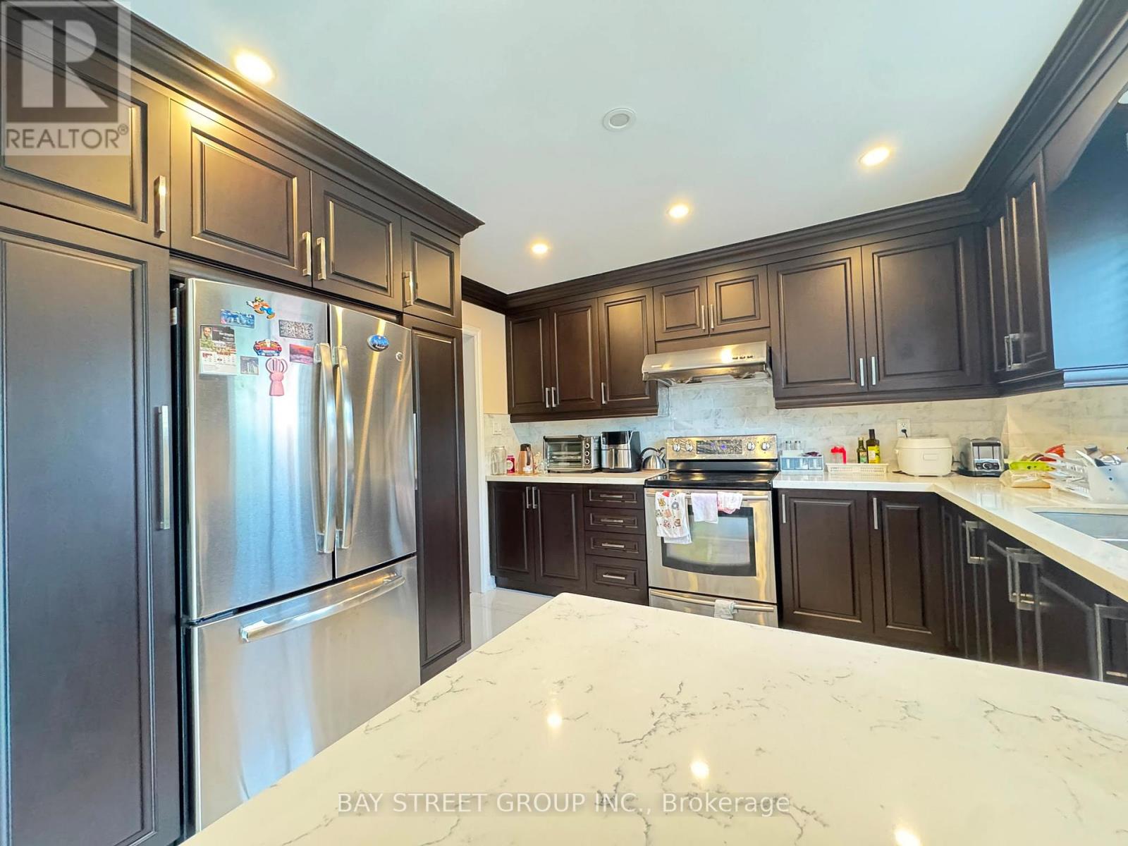 33 Northolt Crescent, Markham, Ontario  L3R 6P6 - Photo 14 - N13429072