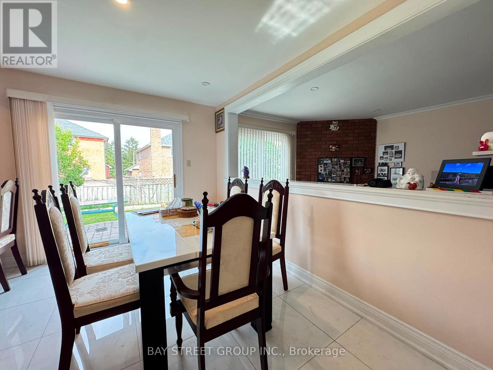 33 Northolt Crescent, Markham, Ontario  L3R 6P6 - Photo 16 - N13429072