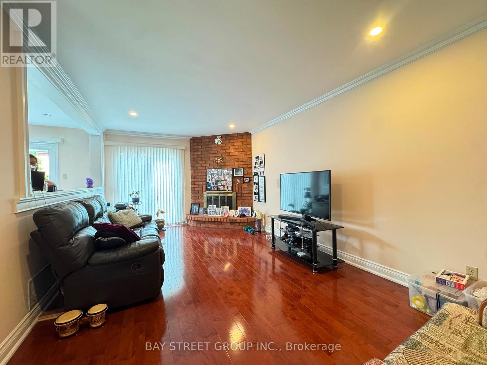 33 Northolt Crescent, Markham, Ontario  L3R 6P6 - Photo 17 - N13429072