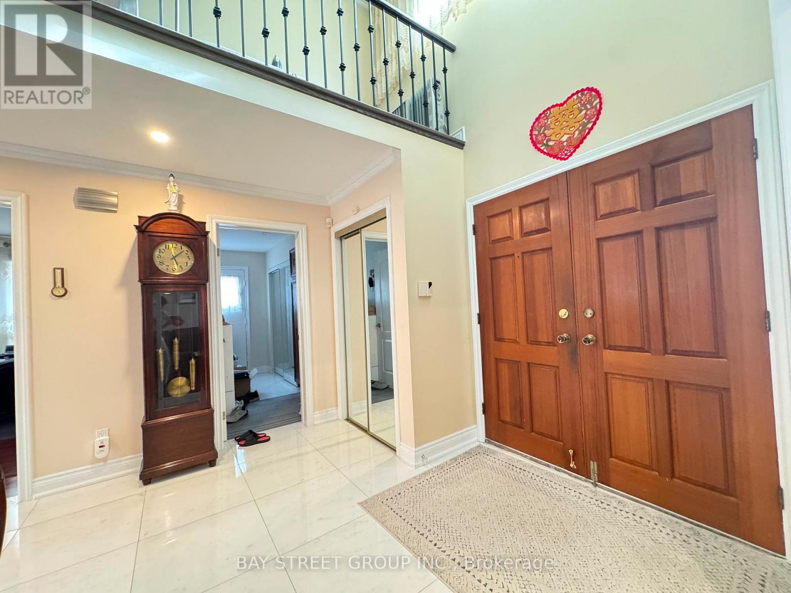 33 Northolt Crescent, Markham, Ontario  L3R 6P6 - Photo 2 - N13429072