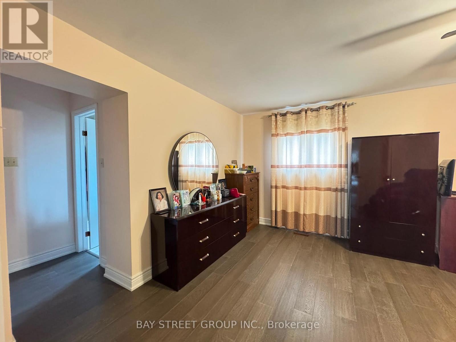 33 Northolt Crescent, Markham, Ontario  L3R 6P6 - Photo 21 - N13429072