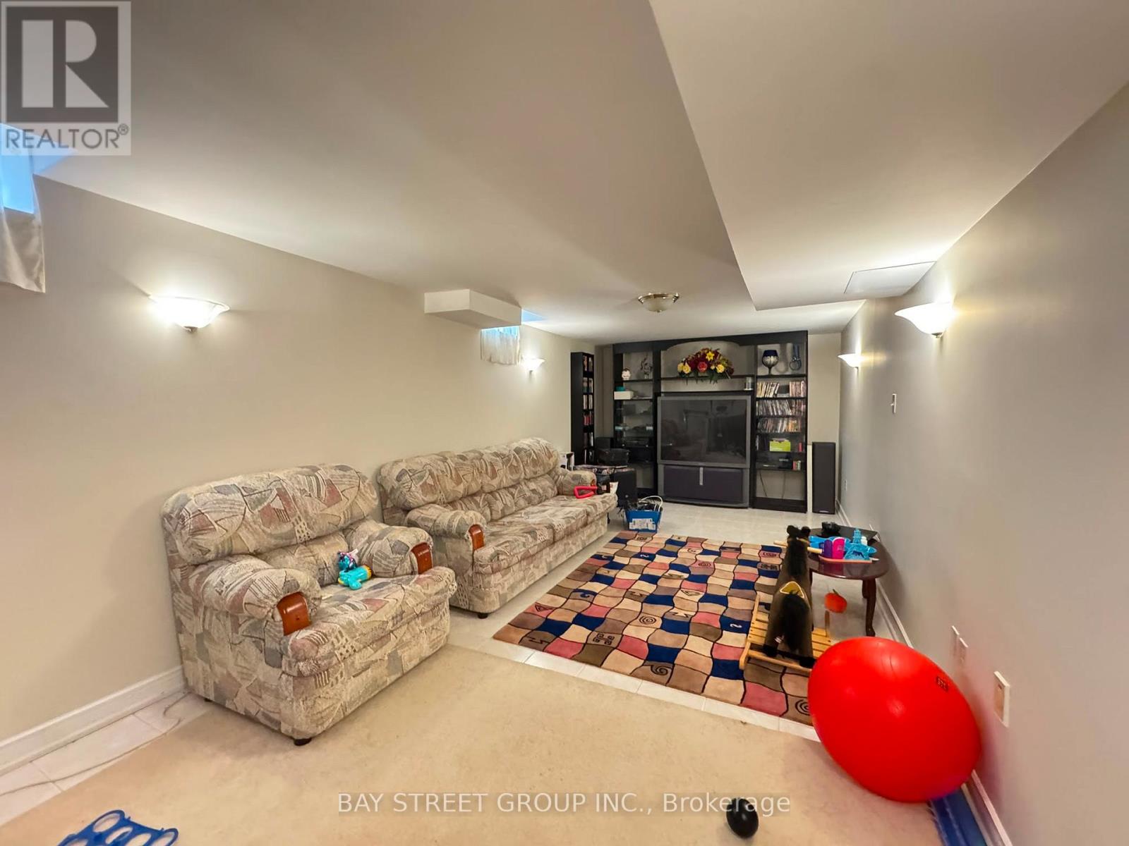 33 Northolt Crescent, Markham, Ontario  L3R 6P6 - Photo 30 - N13429072