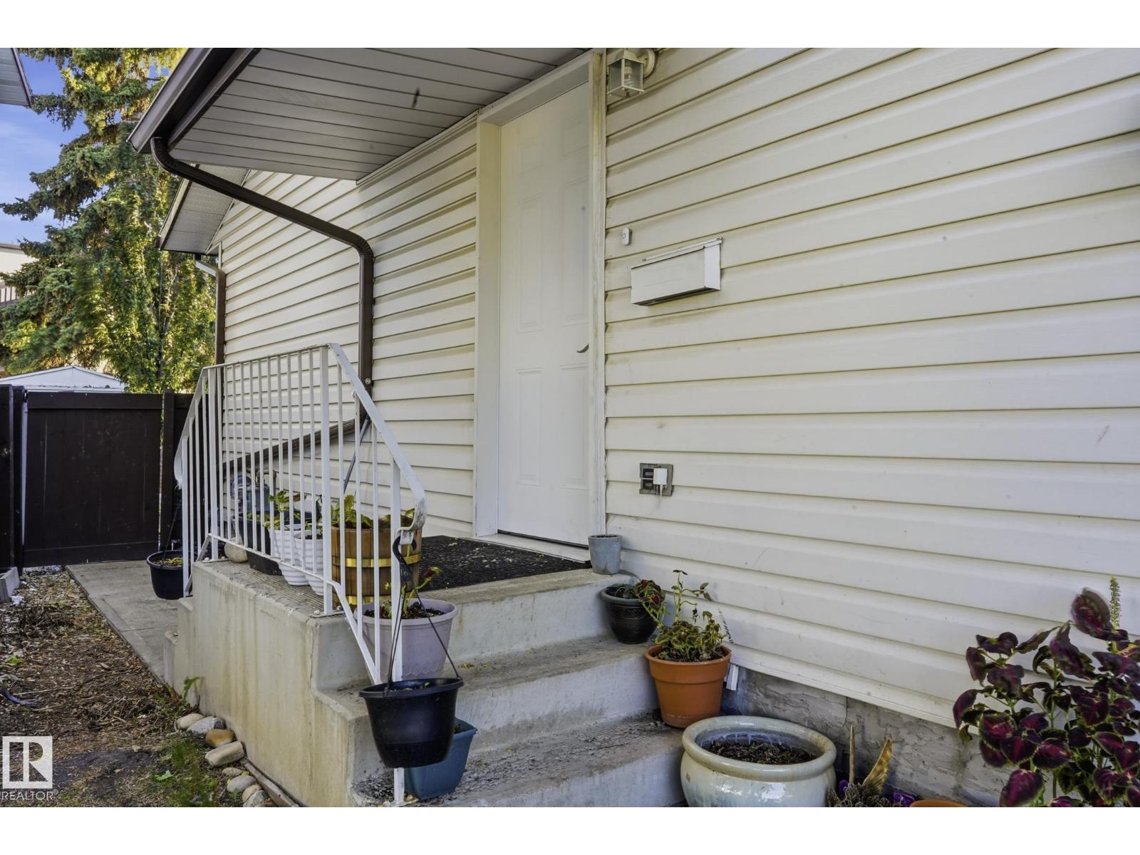 7303 180 St NW, Edmonton, Alberta  T5T 2T1 - Photo 4 - E4492886
