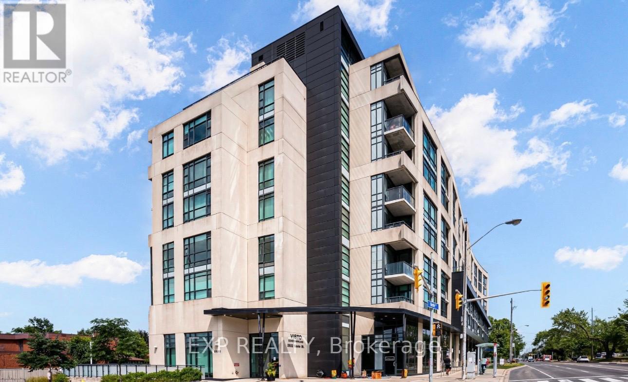 704 - 2522 KEELE STREET, Toronto, Ontario