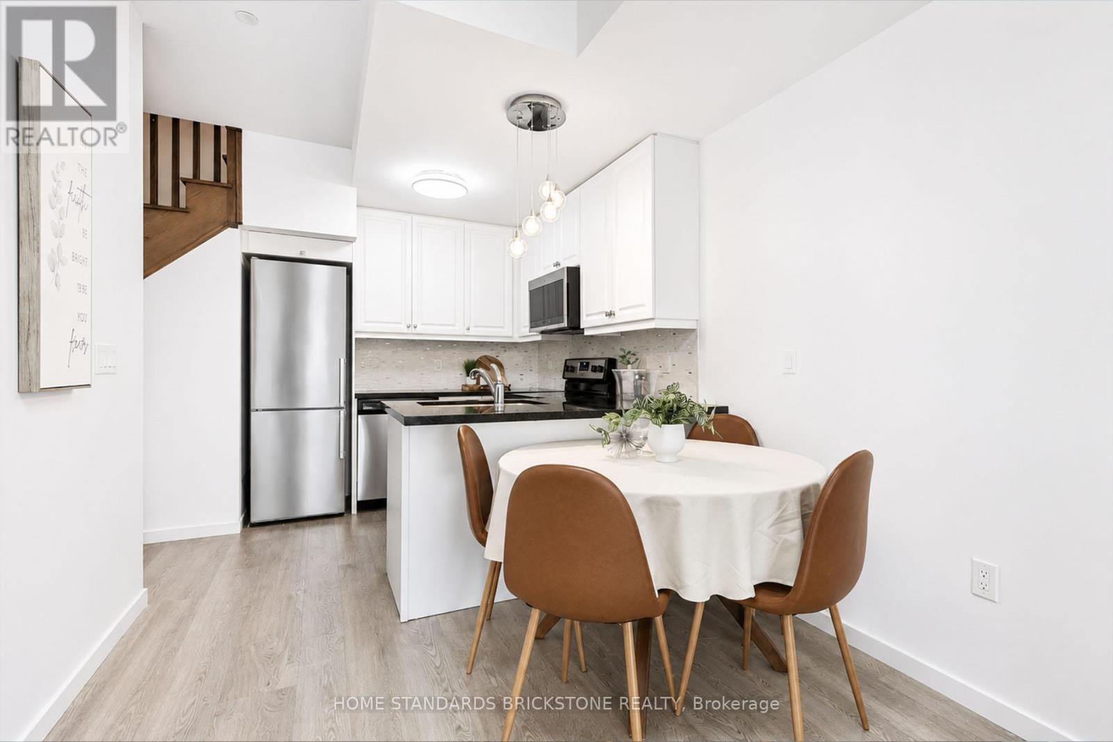 31 - 200 Alex Gardner Circle, Aurora, Ontario  L4G 3G5 - Photo 7 - N13428010