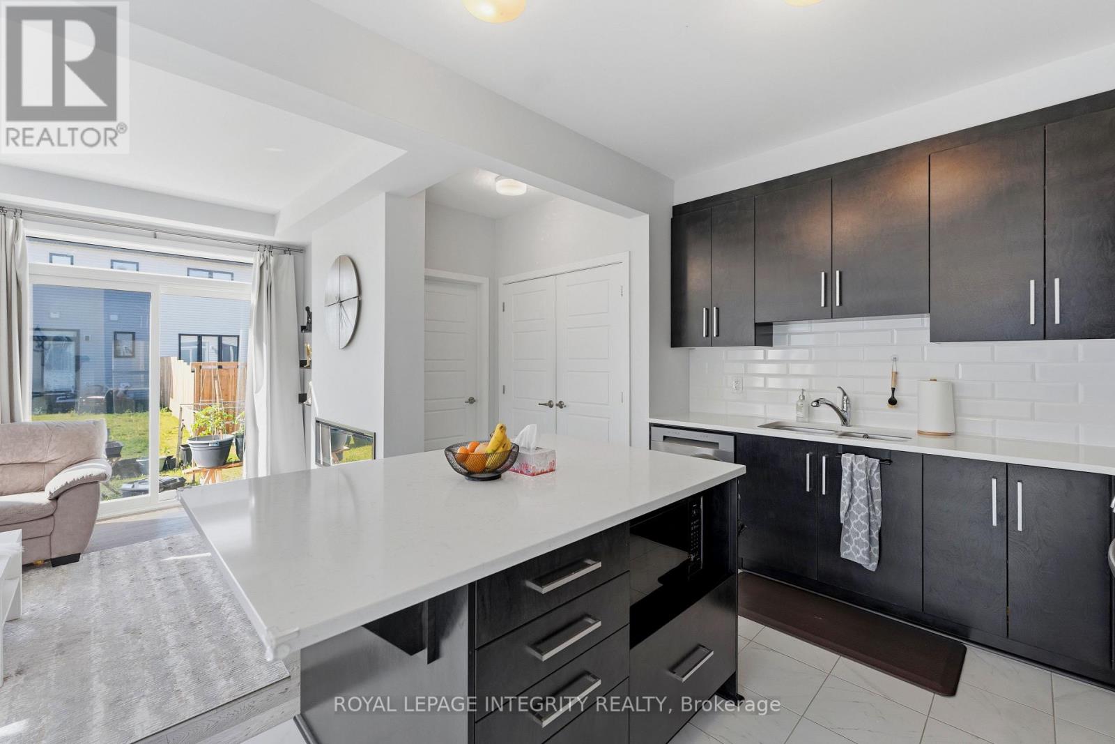 660 Fenwick Way, Ottawa, Ontario  K2J 7E6 - Photo 14 - X13429100