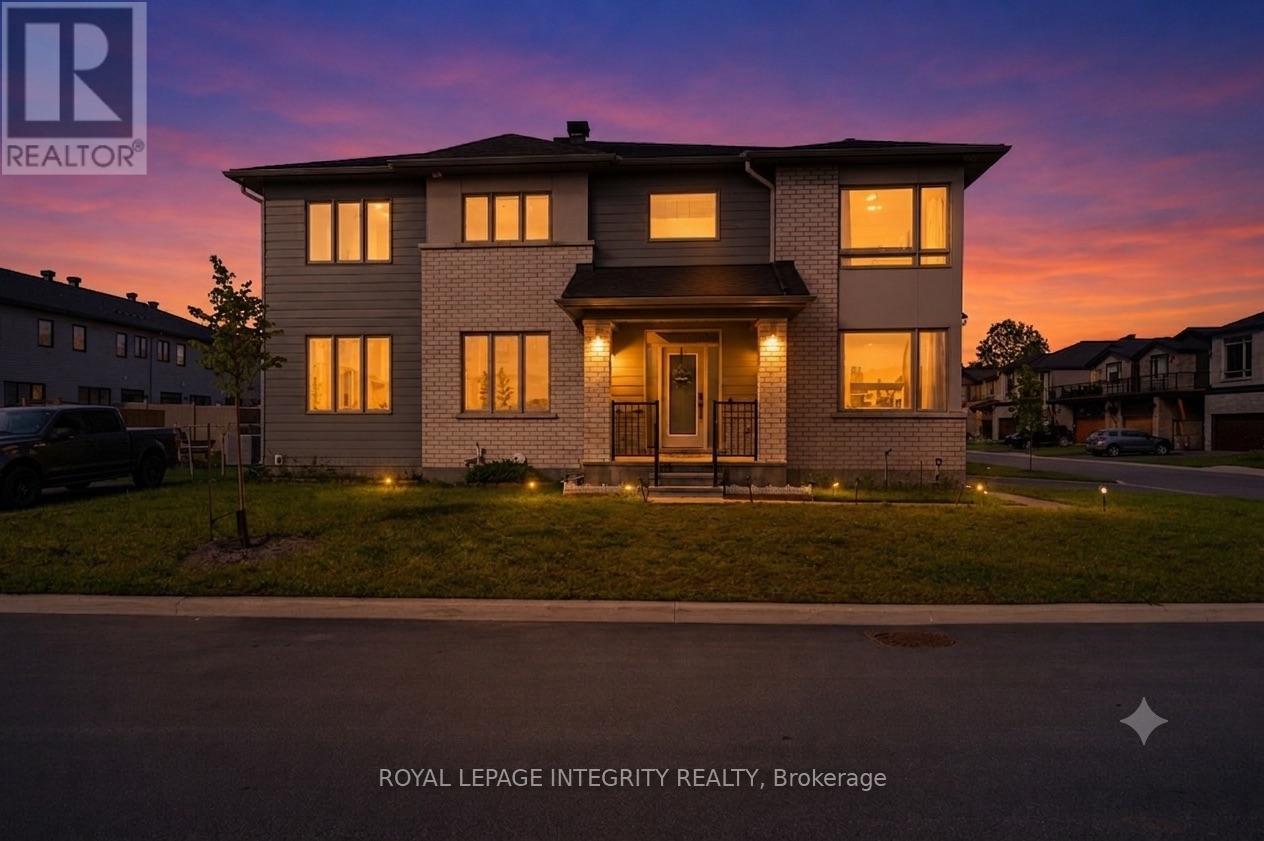 660 Fenwick Way, Ottawa, Ontario  K2J 7E6 - Photo 2 - X13429100