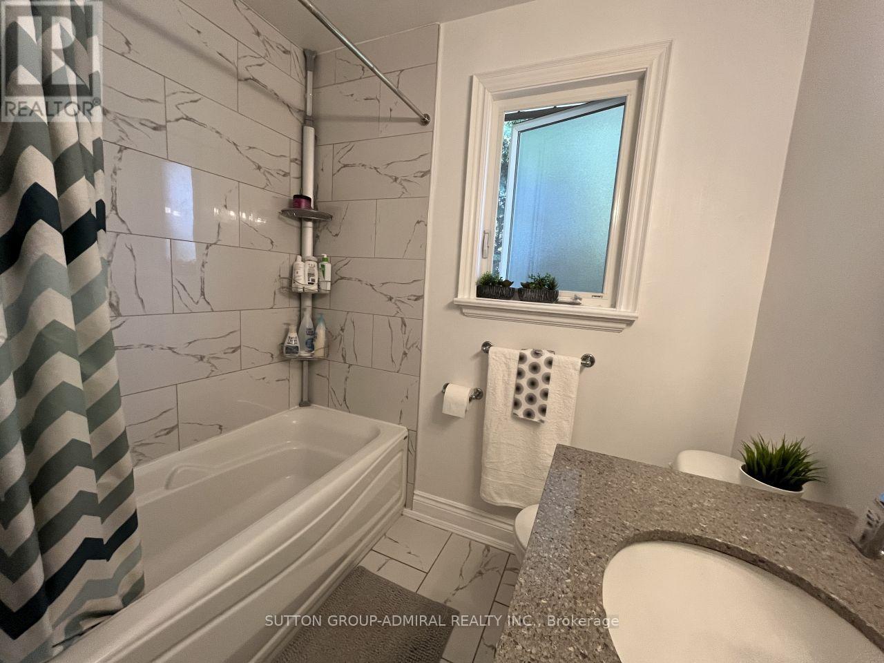 81 Searle Avenue, Toronto, Ontario  M3H 4A6 - Photo 23 - C13427844