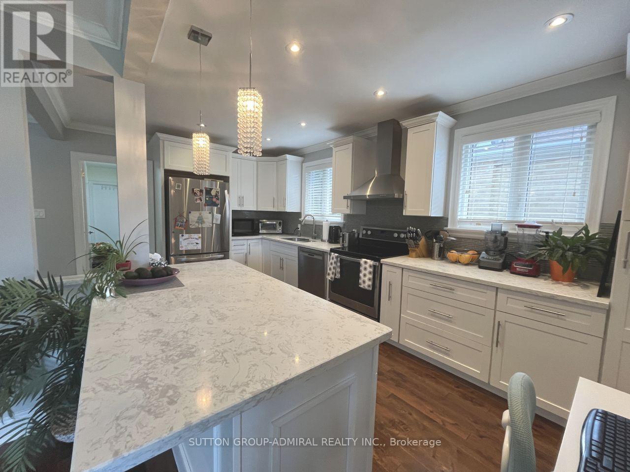81 Searle Avenue, Toronto, Ontario  M3H 4A6 - Photo 10 - C13427844