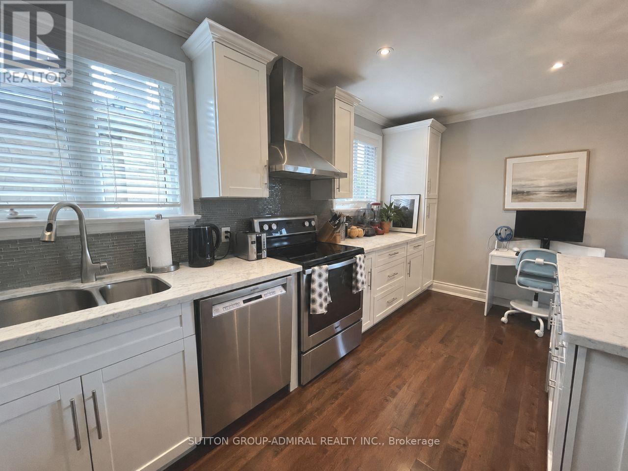 81 Searle Avenue, Toronto, Ontario  M3H 4A6 - Photo 12 - C13427844