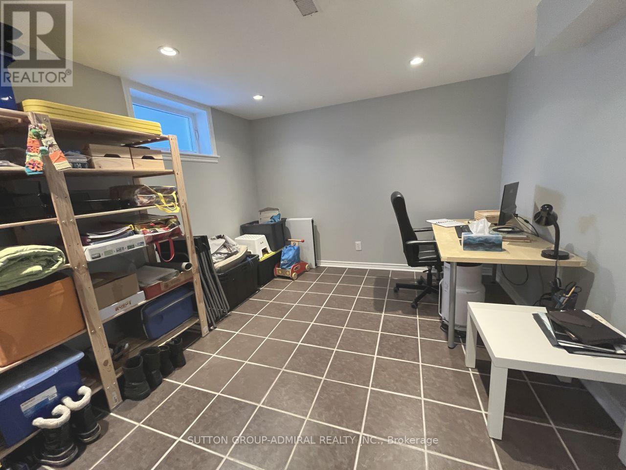 81 Searle Avenue, Toronto, Ontario  M3H 4A6 - Photo 33 - C13427844