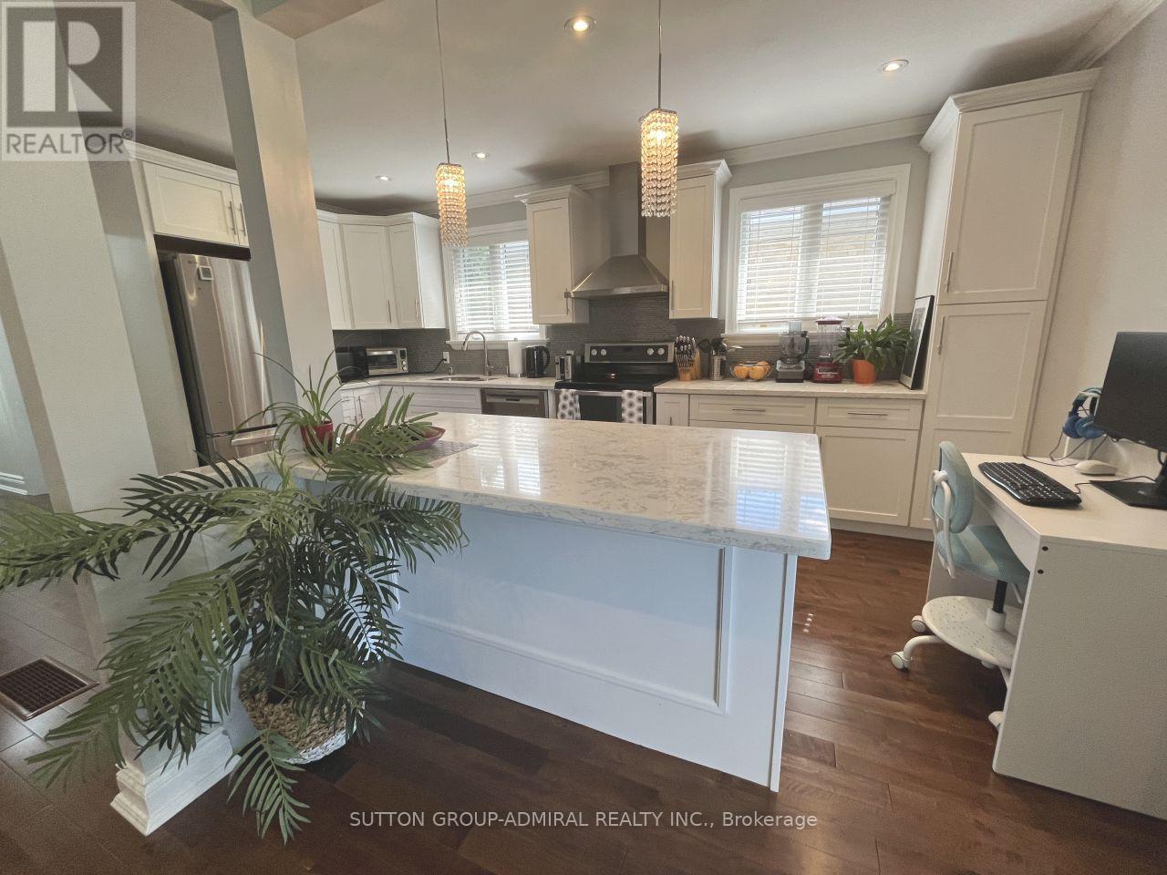 81 Searle Avenue, Toronto, Ontario  M3H 4A6 - Photo 7 - C13427844