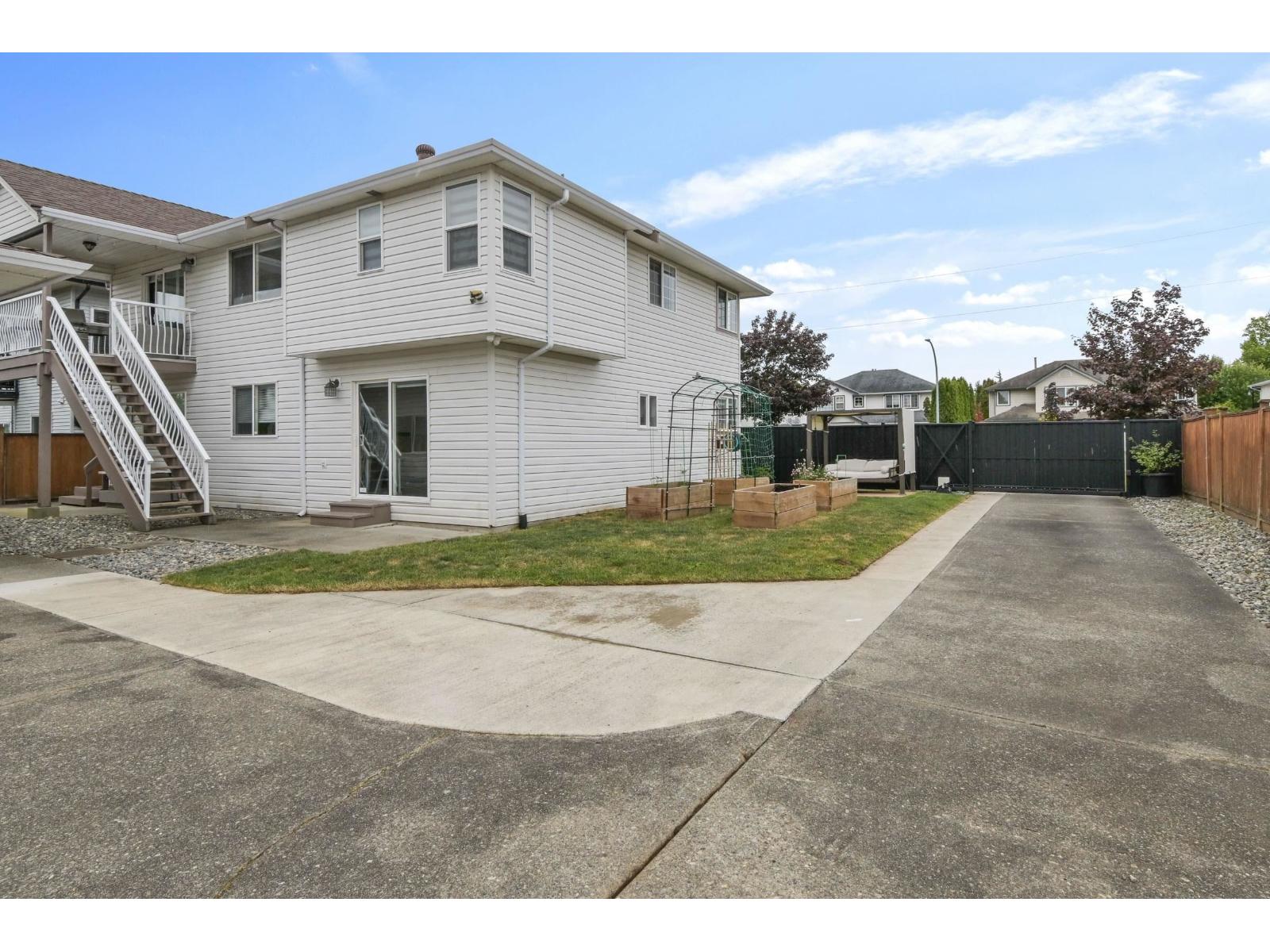 5047 215 Street, Langley, British Columbia  V3A 5B9 - Photo 37 - R3133773