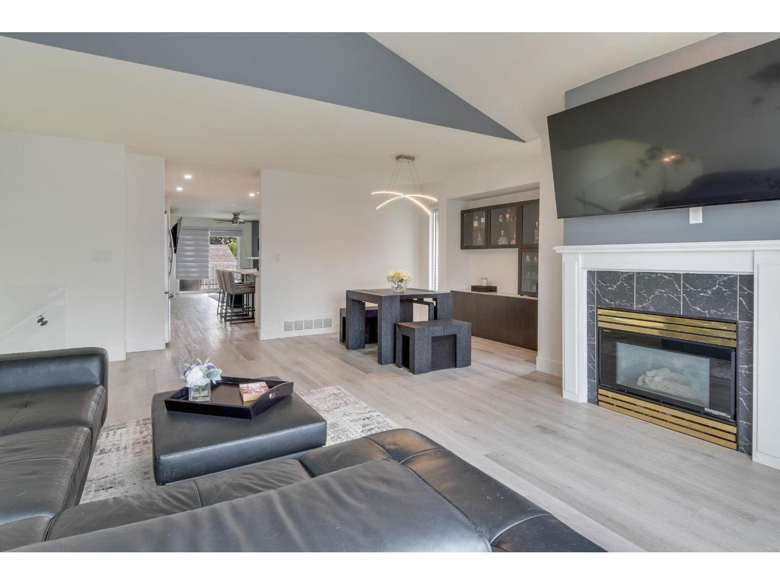5047 215 Street, Langley, British Columbia  V3A 5B9 - Photo 5 - R3133773