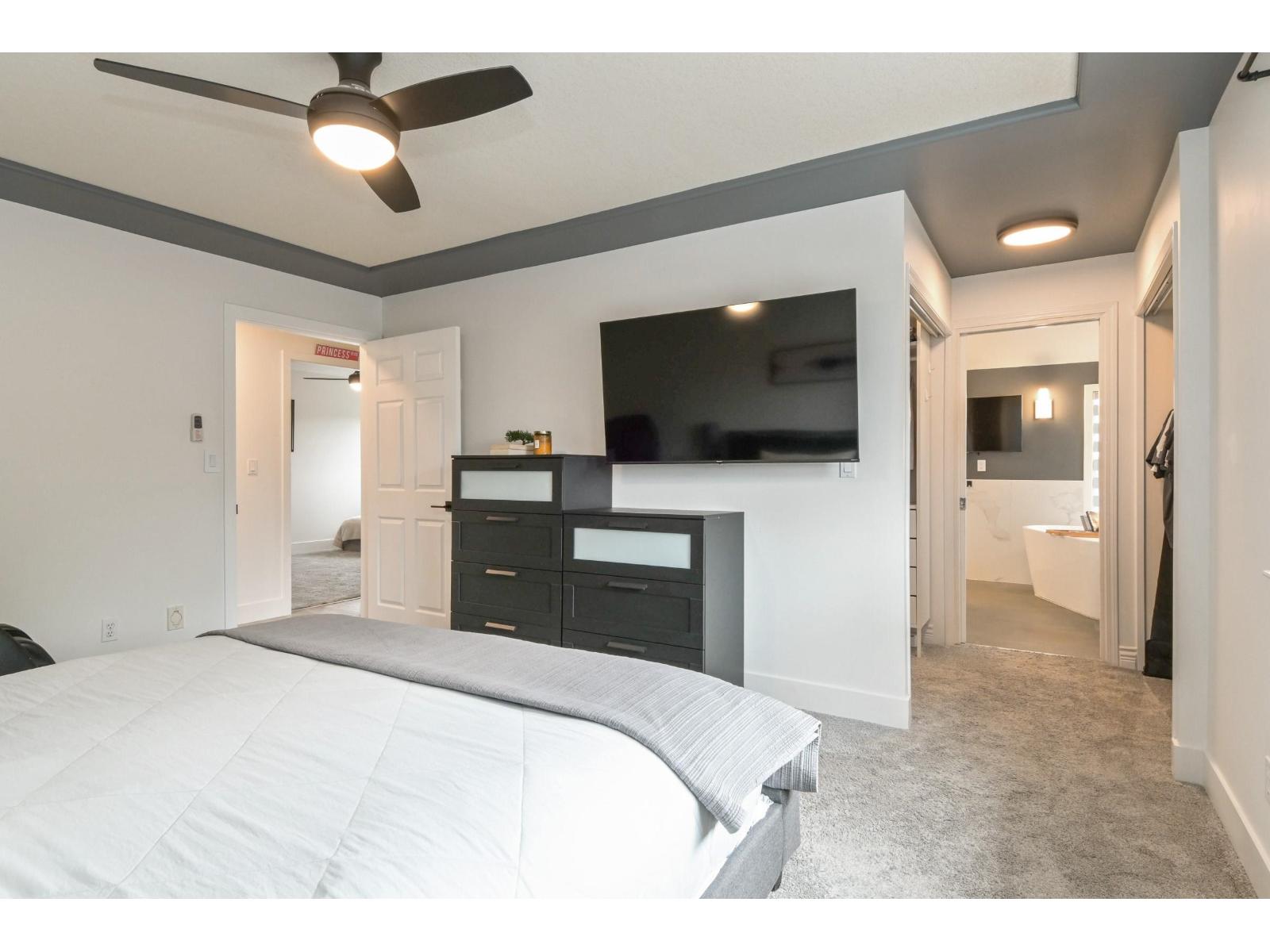 5047 215 Street, Langley, British Columbia  V3A 5B9 - Photo 14 - R3133773