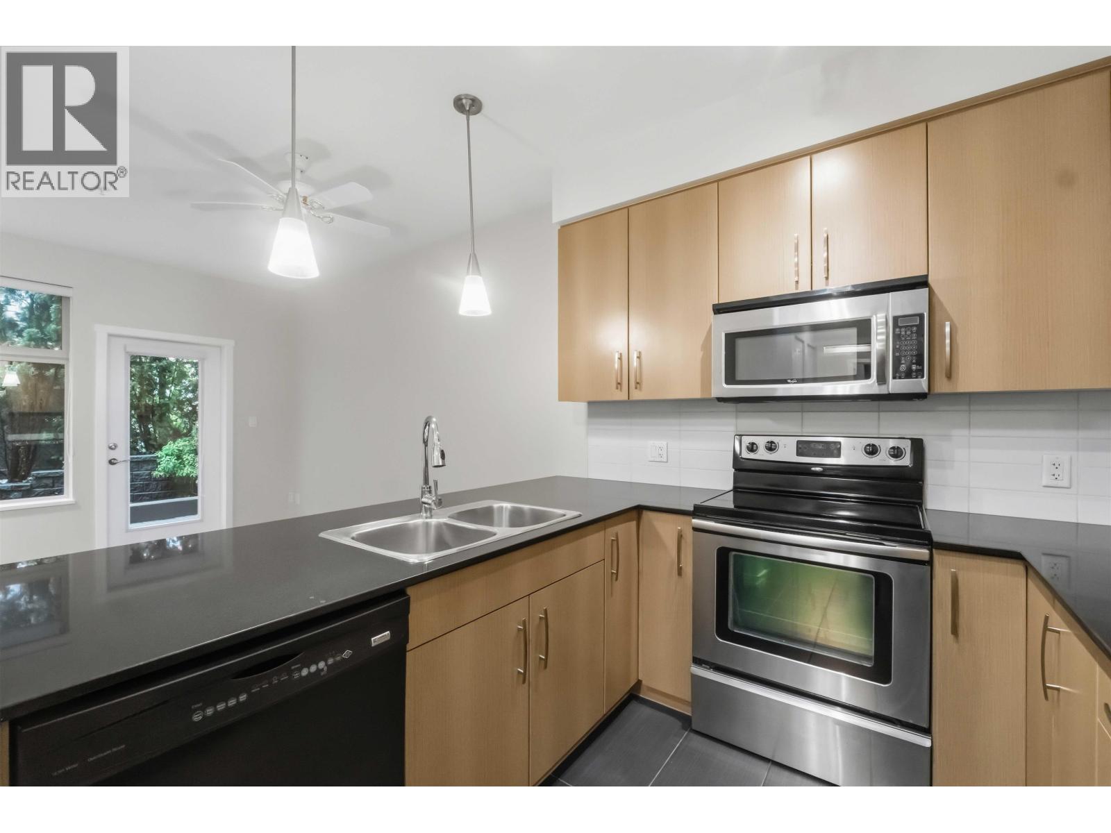 109 22290 North Avenue, Maple Ridge, British Columbia  V2X 8Z8 - Photo 17 - R3134706