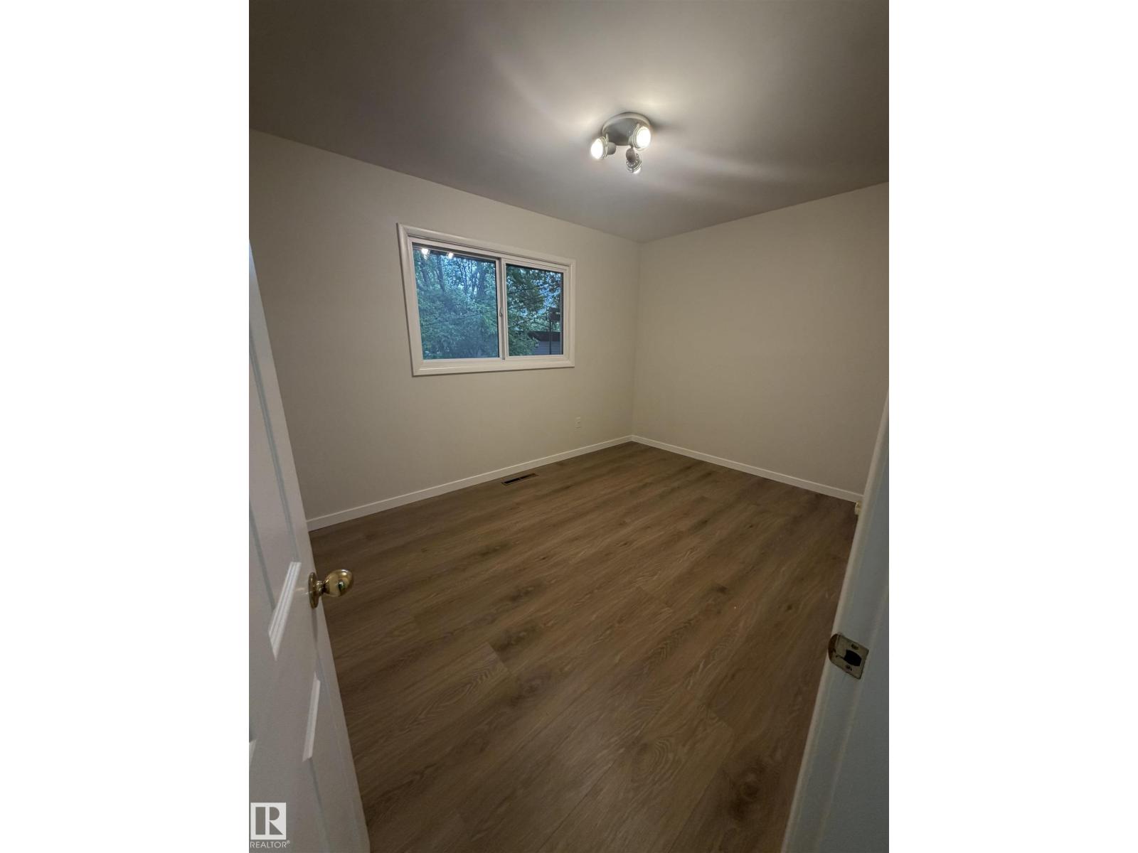 9640 74 Av NW, Edmonton, Alberta  T6E 1E6 - Photo 10 - E4492890