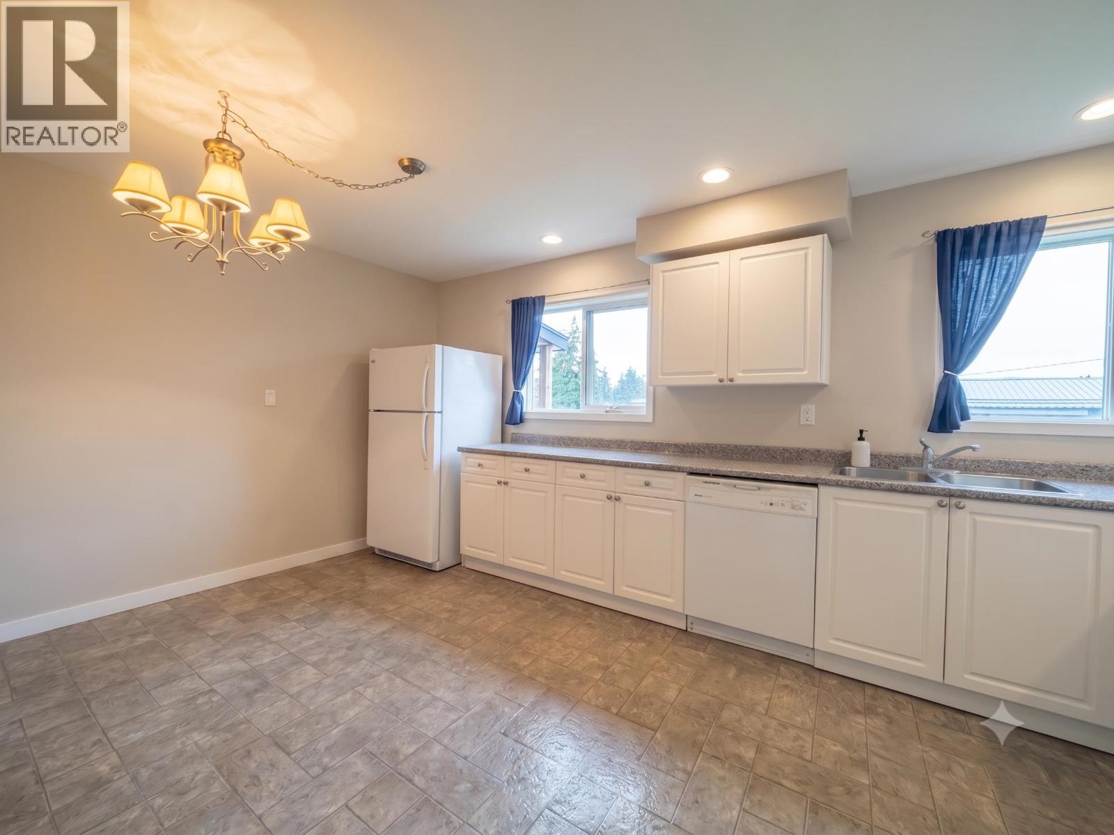 896 Davis Road, Gibsons, British Columbia  V0N 1V8 - Photo 18 - R3134756