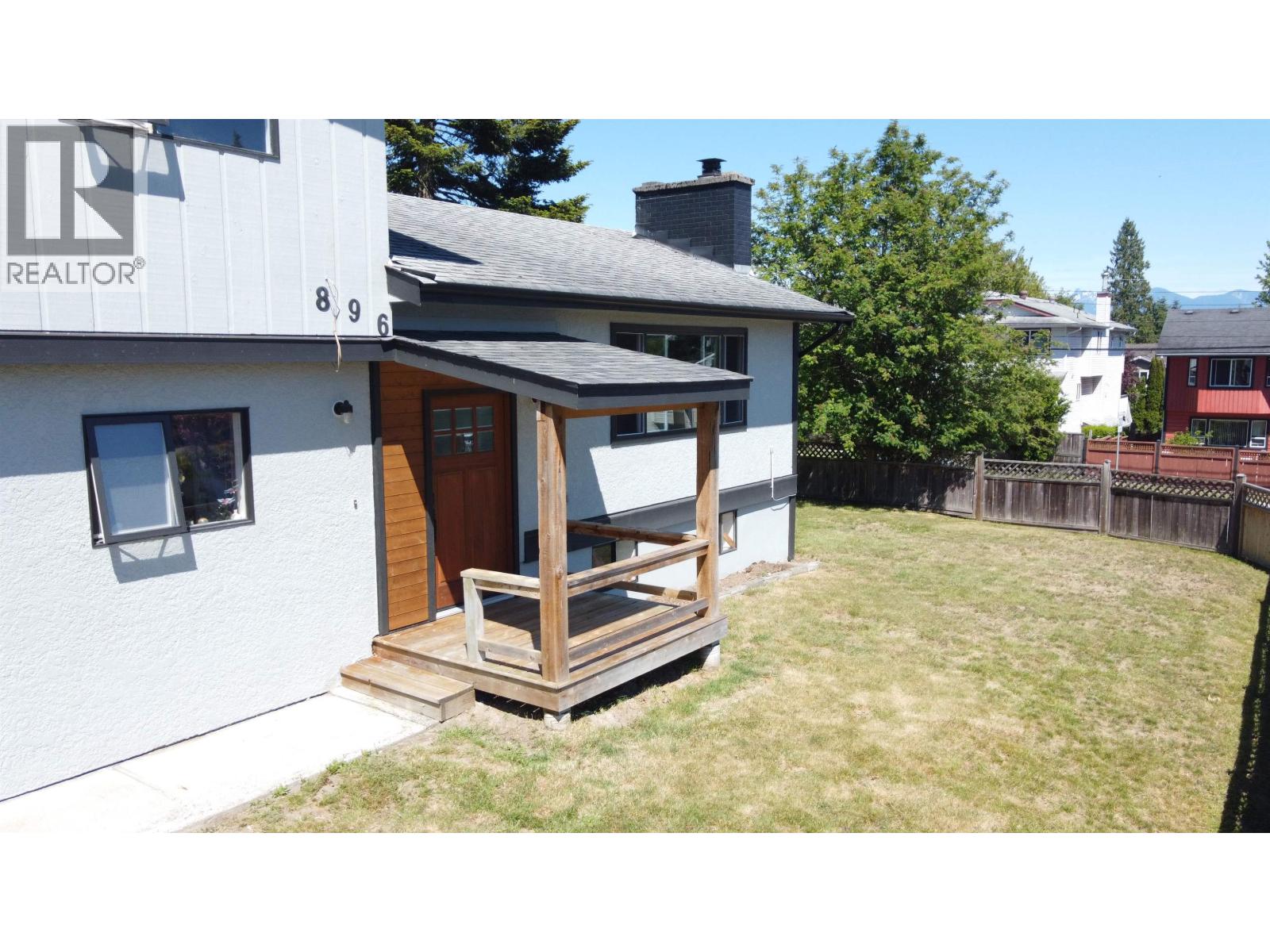 896 Davis Road, Gibsons, British Columbia  V0N 1V8 - Photo 7 - R3134756
