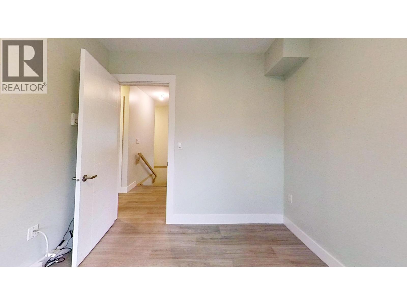 966 Stewart Avenue, Coquitlam, British Columbia  V3K 2N6 - Photo 6 - R3134779