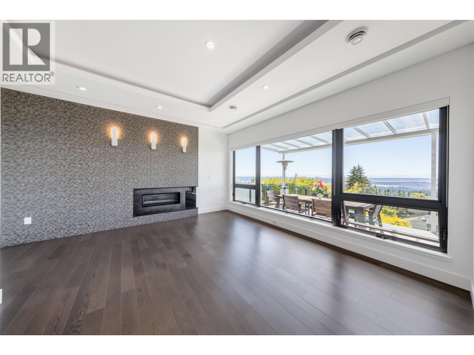 383 Newdale Court, North Vancouver, British Columbia  V7N 3H3 - Photo 12 - R3121546