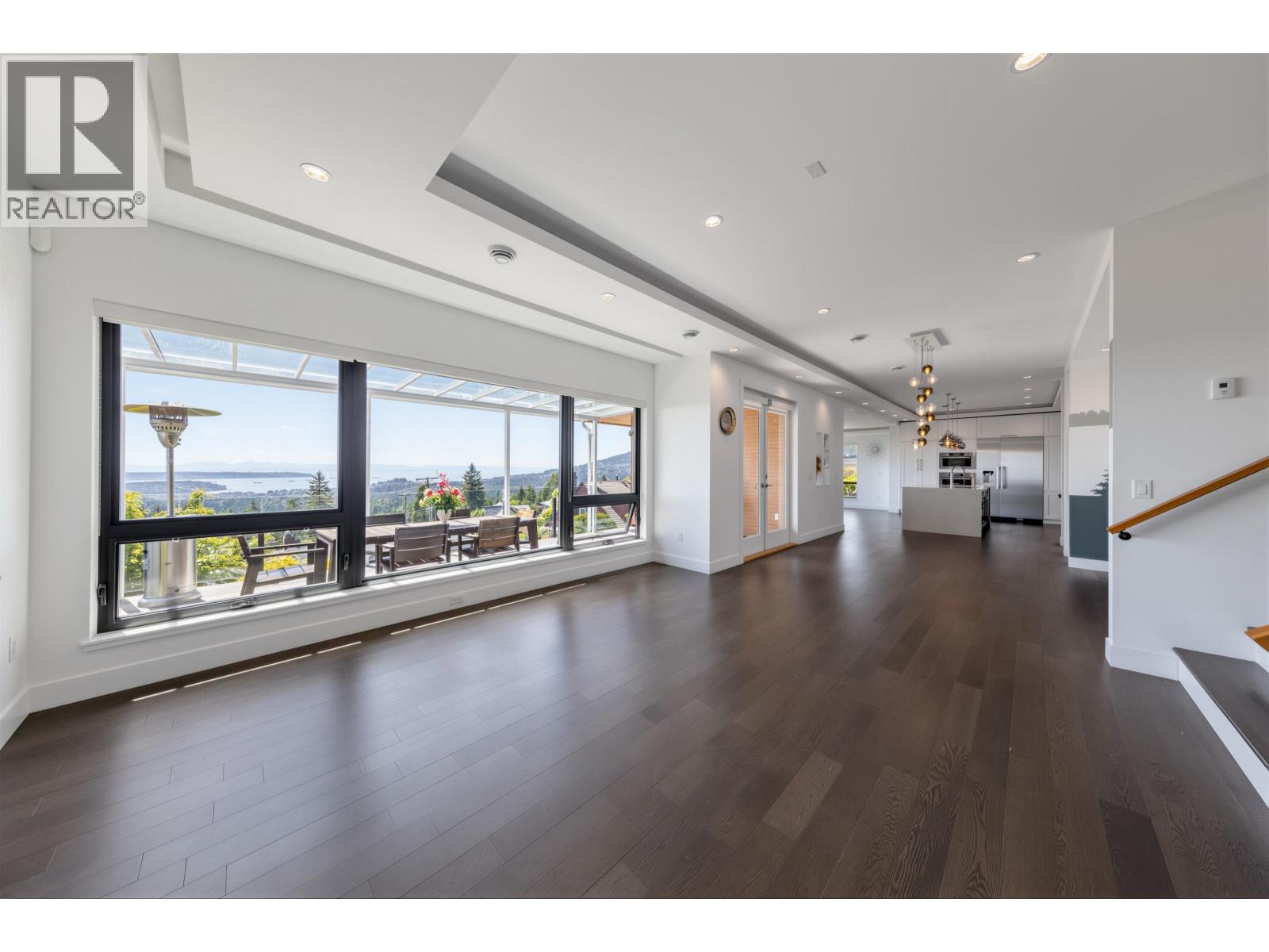 383 Newdale Court, North Vancouver, British Columbia  V7N 3H3 - Photo 16 - R3121546