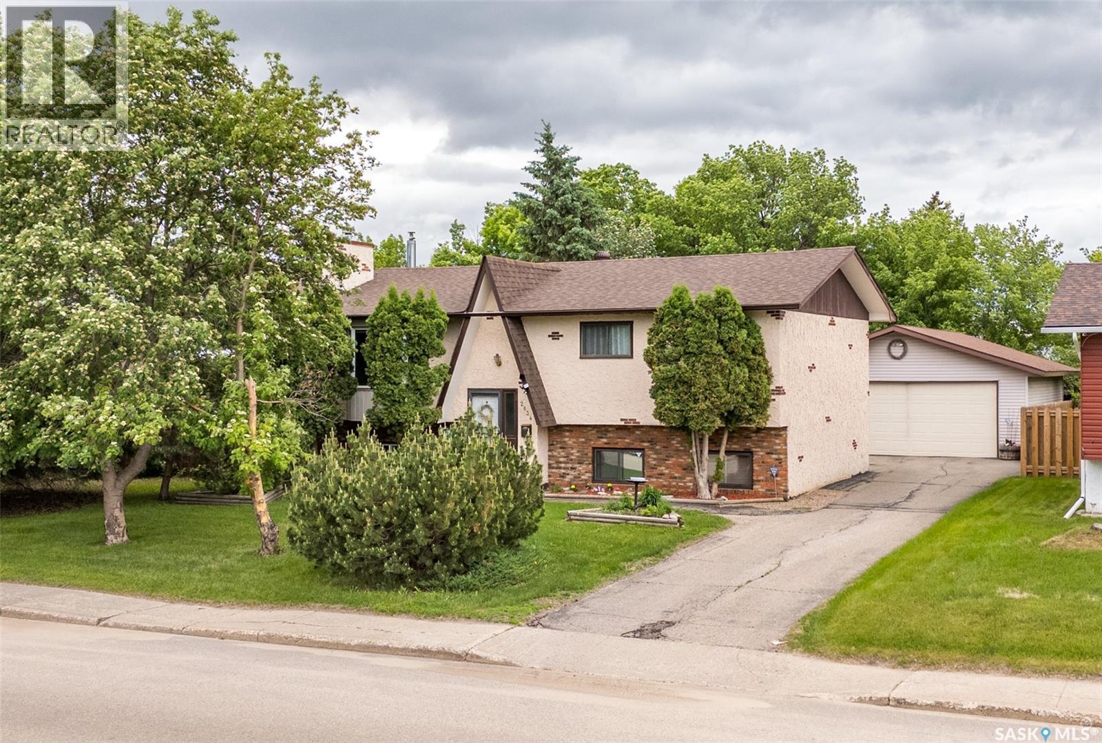 2834 Dunn DRIVE, Prince Albert, Saskatchewan