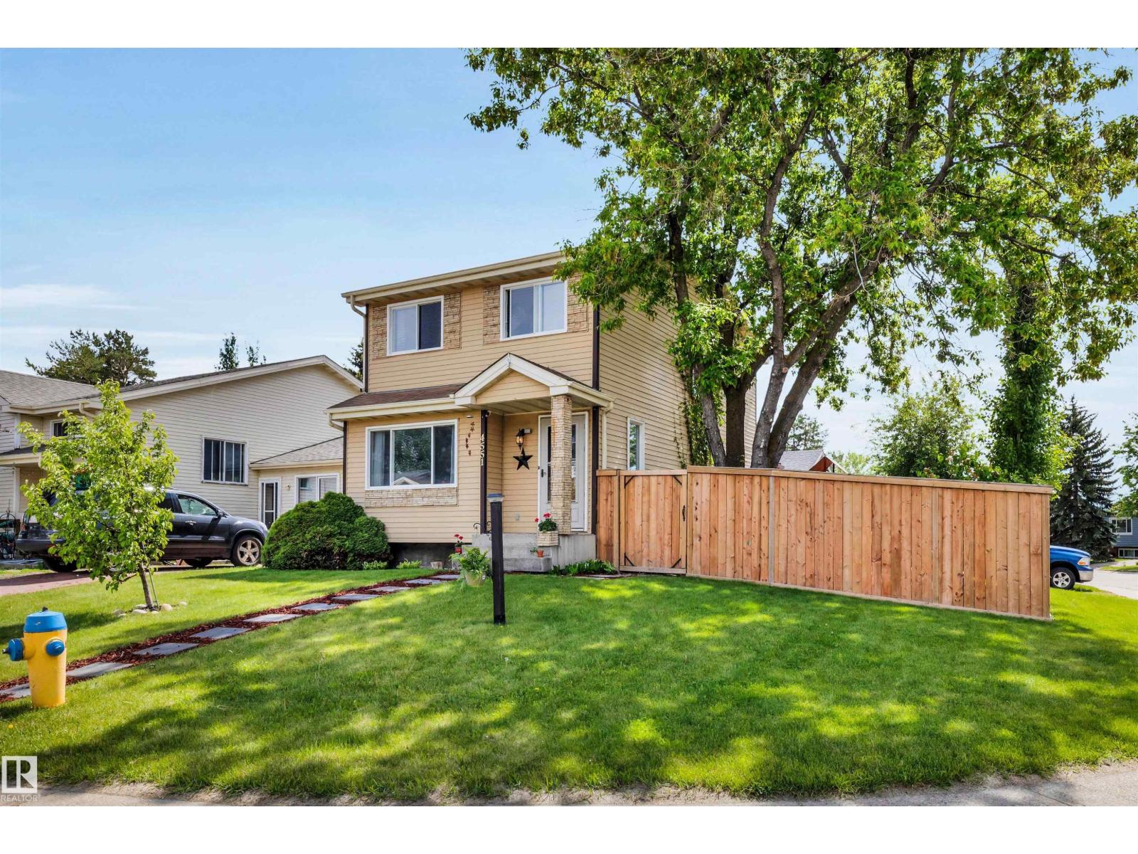 4551 33a Av NW, Edmonton, Alberta  T6L 4X2 - Photo 3 - E4492898