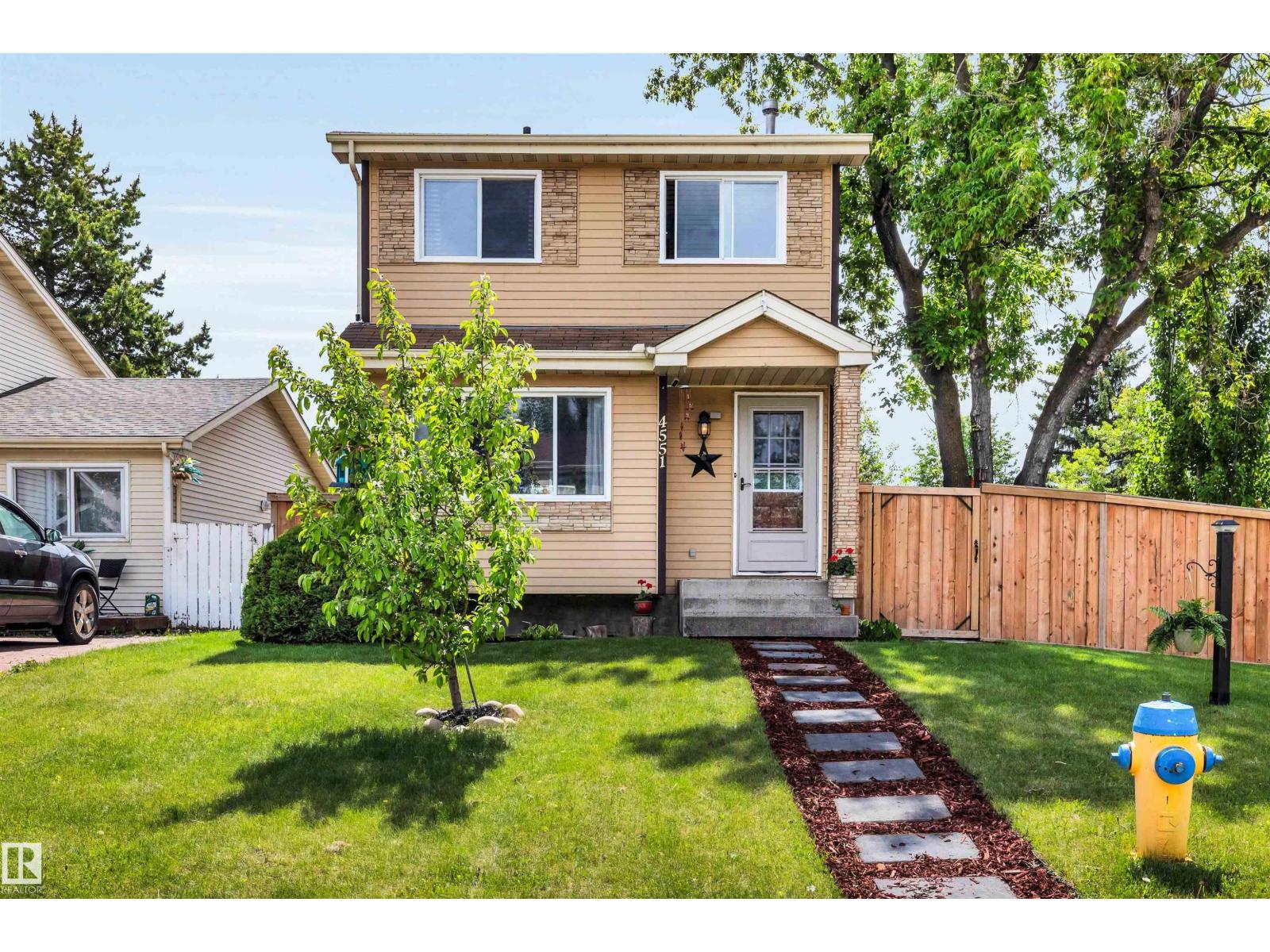 4551 33A AV NW, Edmonton, Alberta