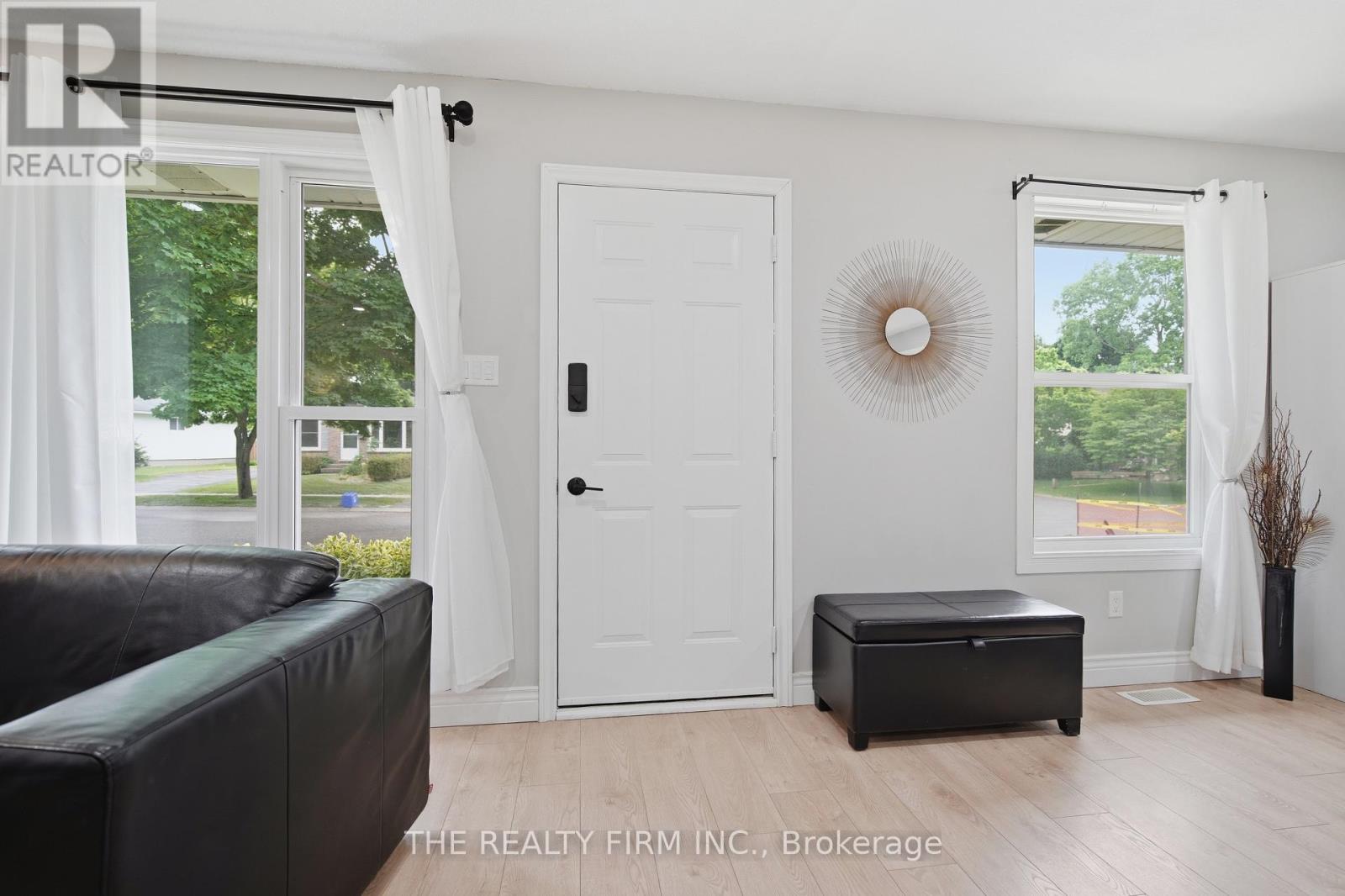 23 Brunswick Avenue, London North, Ontario  N6G 3K4 - Photo 4 - X13429182