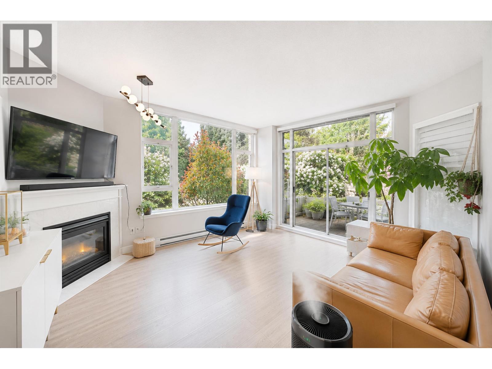 101 7108 Edmonds Street, Burnaby, British Columbia  V3N 4X9 - Photo 3 - R3134677