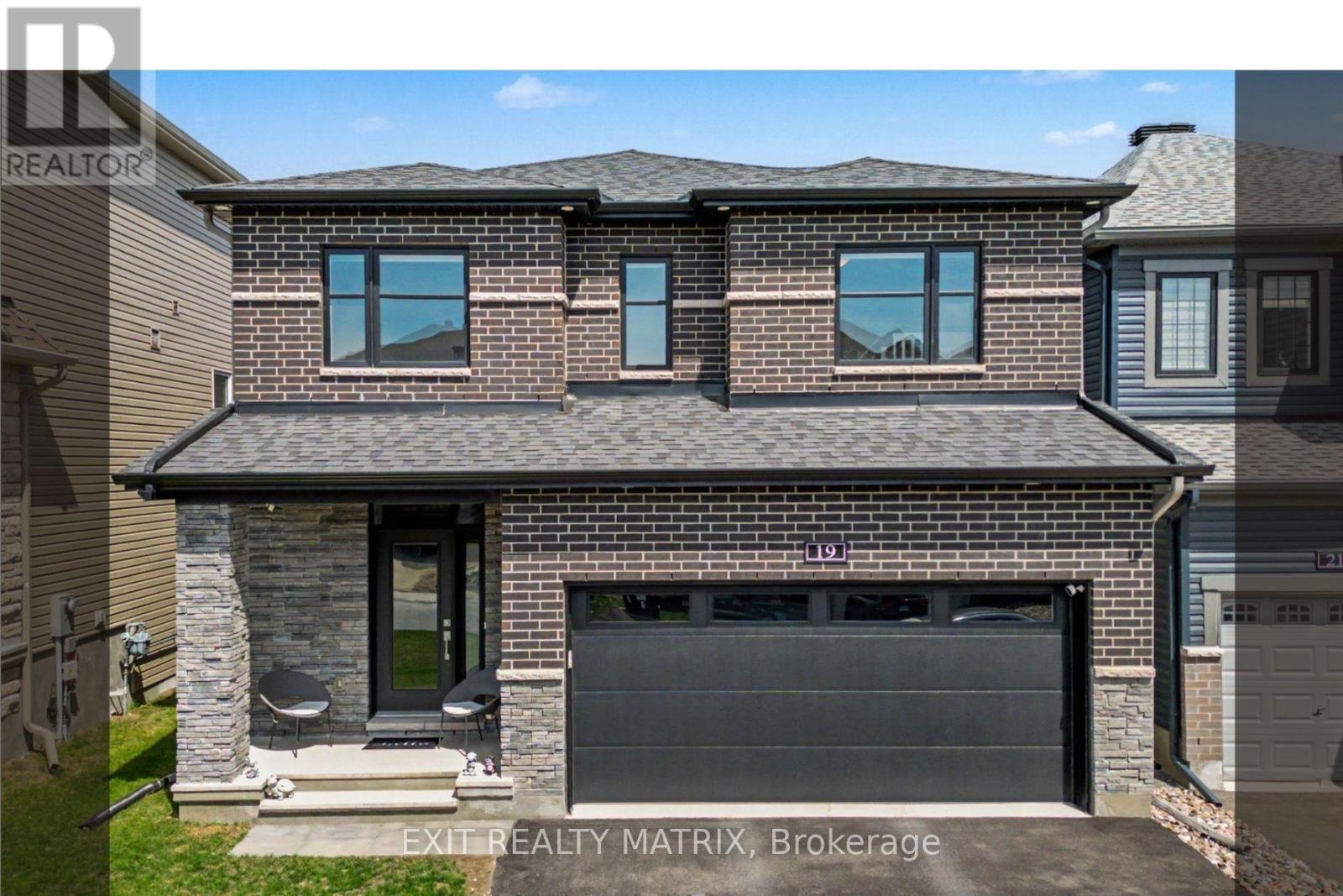 19 FOSSA TERRACE, Ottawa, Ontario