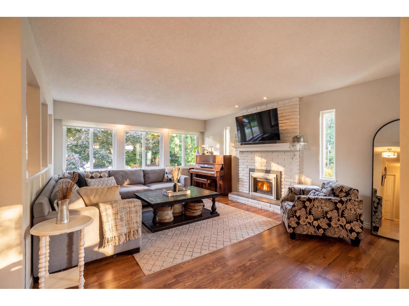 4542 206a Street, Langley, British Columbia  V3A 6L1 - Photo 5 - R3134271