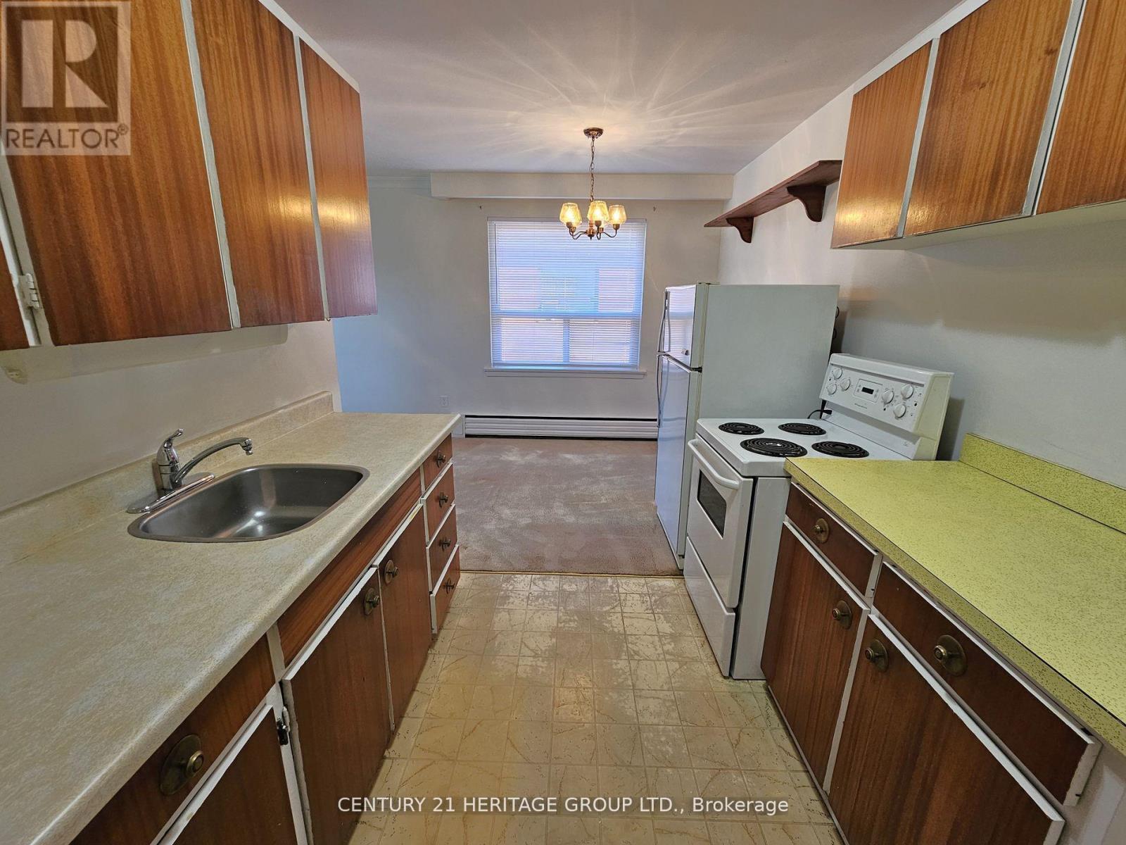 5 - 423 Pharmacy Avenue, Toronto, Ontario  M1L 3G5 - Photo 3 - E13429128