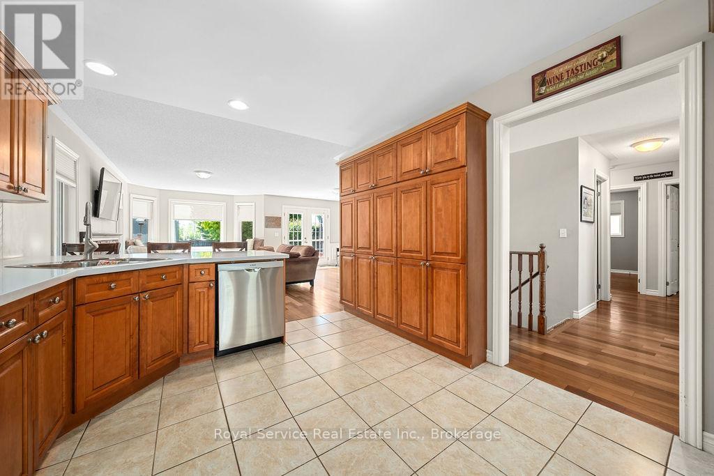 1031 Otto Drive, Cobourg, Ontario  K9A 5Y4 - Photo 12 - X13411698