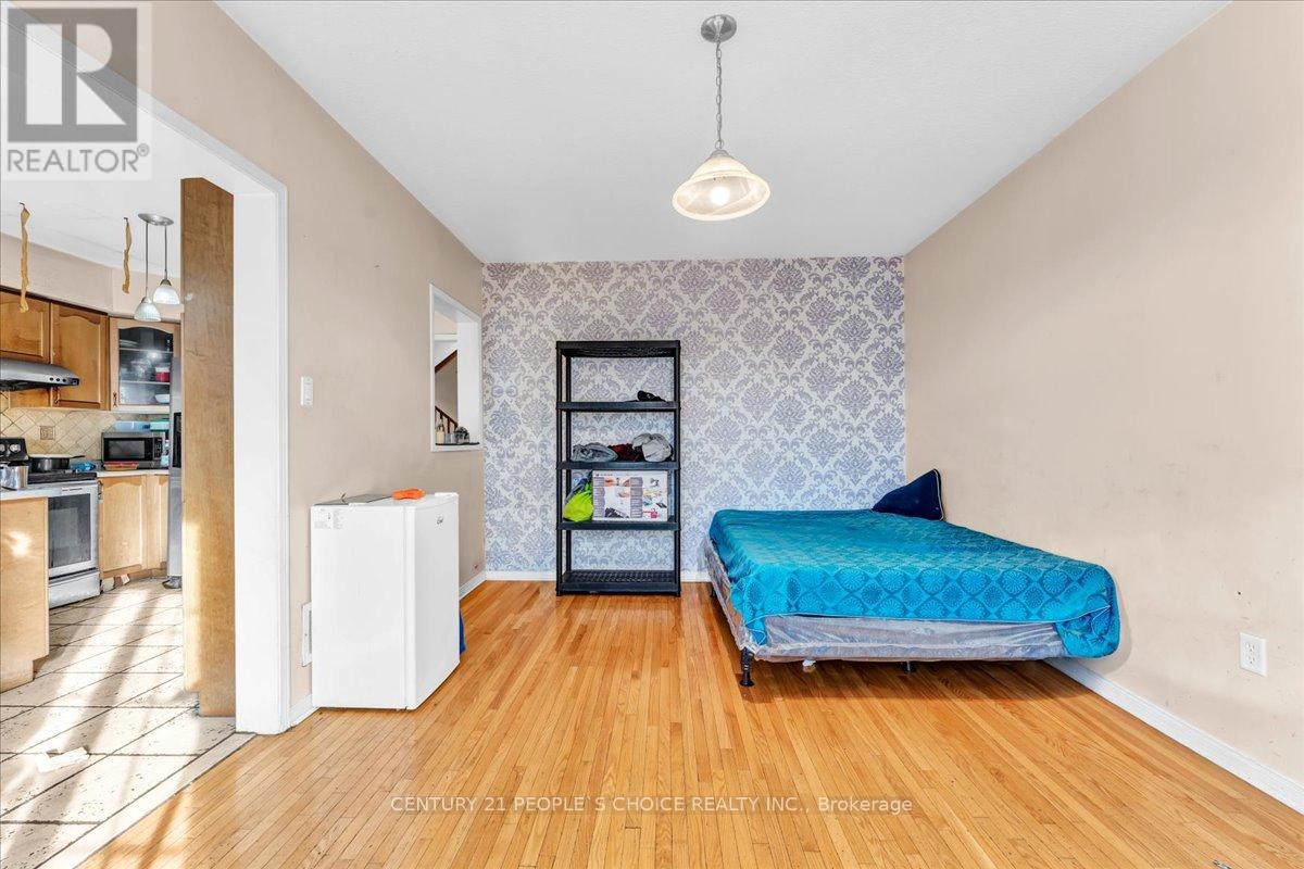 32 Albright Road, Brampton, Ontario  L6X 5C8 - Photo 17 - W13429158
