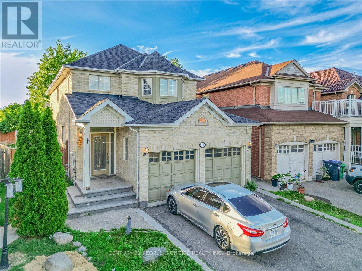 32 Albright Road, Brampton, Ontario  L6X 5C8 - Photo 4 - W13429158