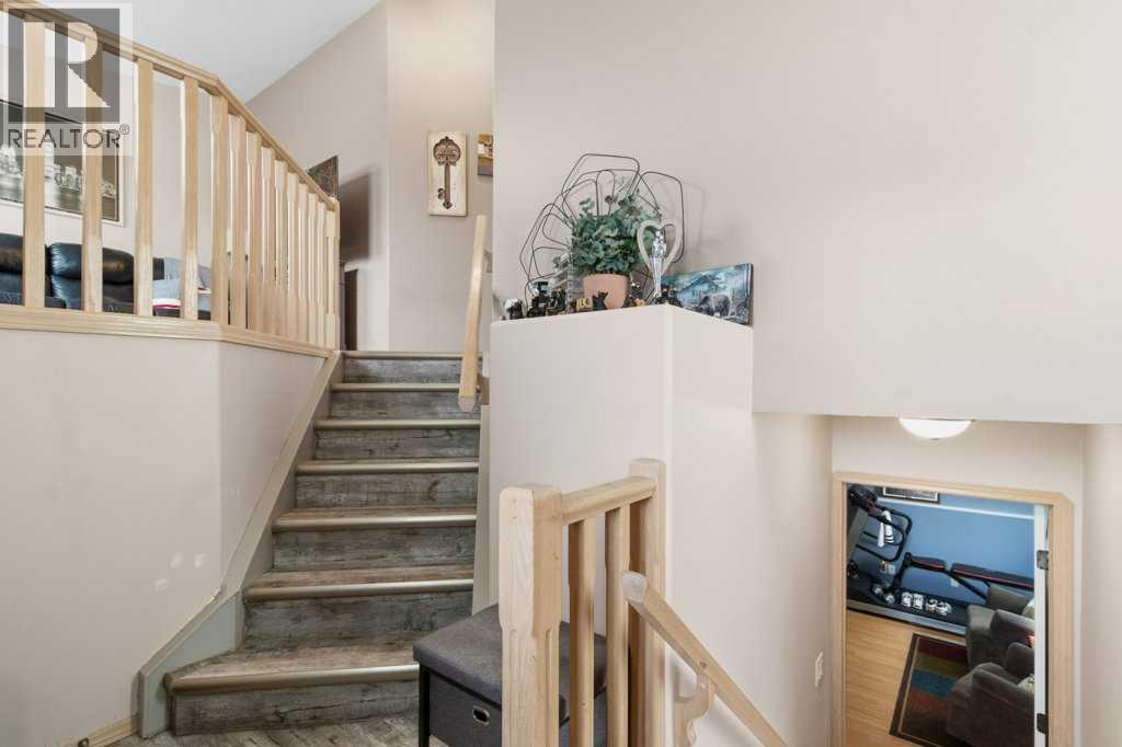 58 Drummond Close, Red Deer, Alberta  T4R 3E2 - Photo 6 - A2319785